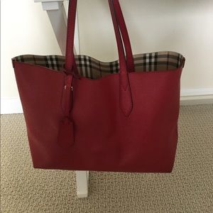 Burberry Tote